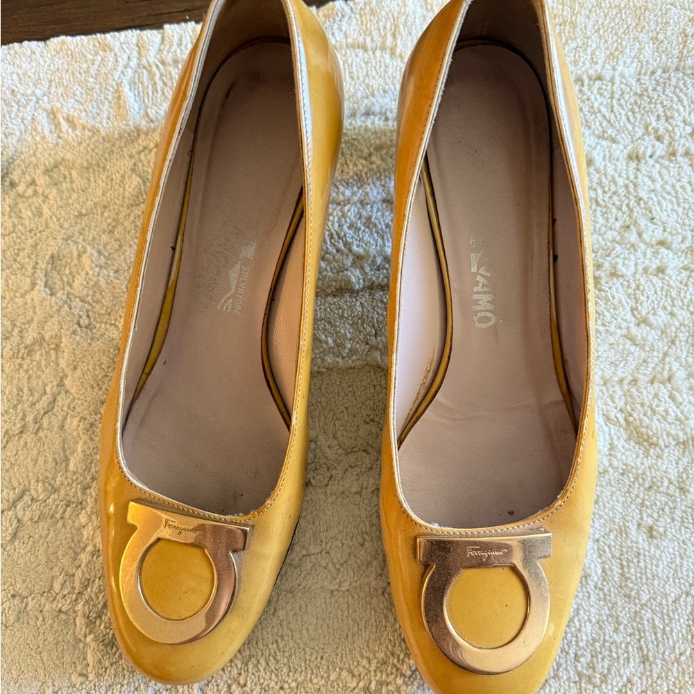 Salvatore Ferragamo Mustard Yellow Heels 8.5